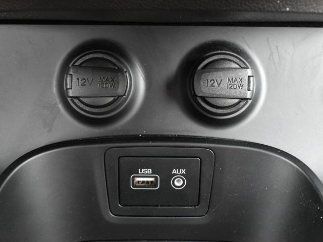 2859-hyundai-santafe-2017-j0422f65