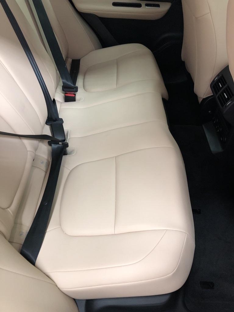 28590-jaguar-f-pace-2017-7315