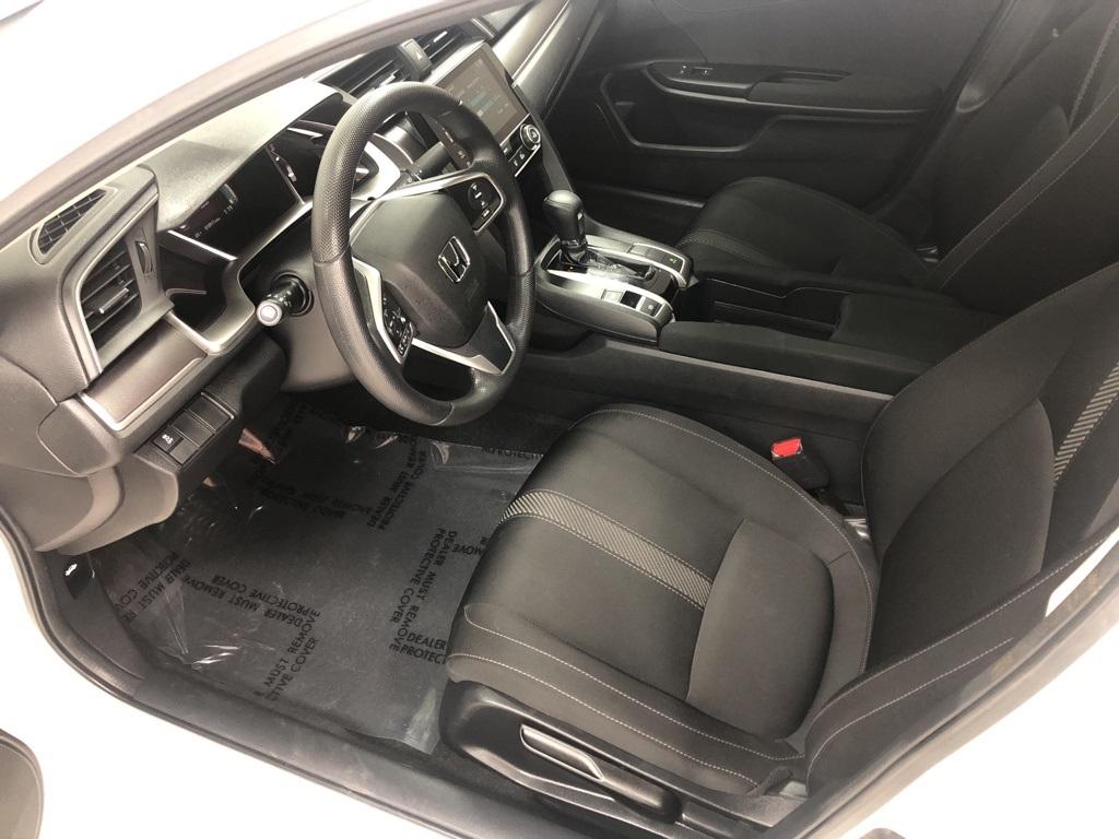 28609-honda-civic-2017-fc2f7hjw