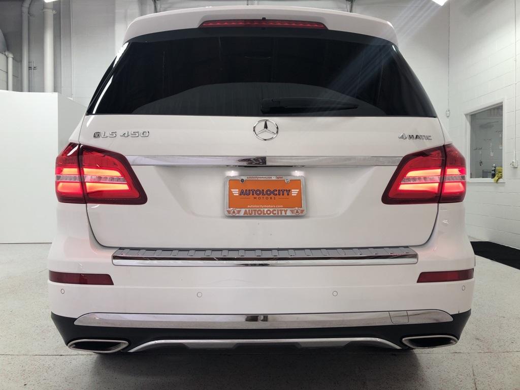28635-mercedes-benz-gls-2017-gls450w4