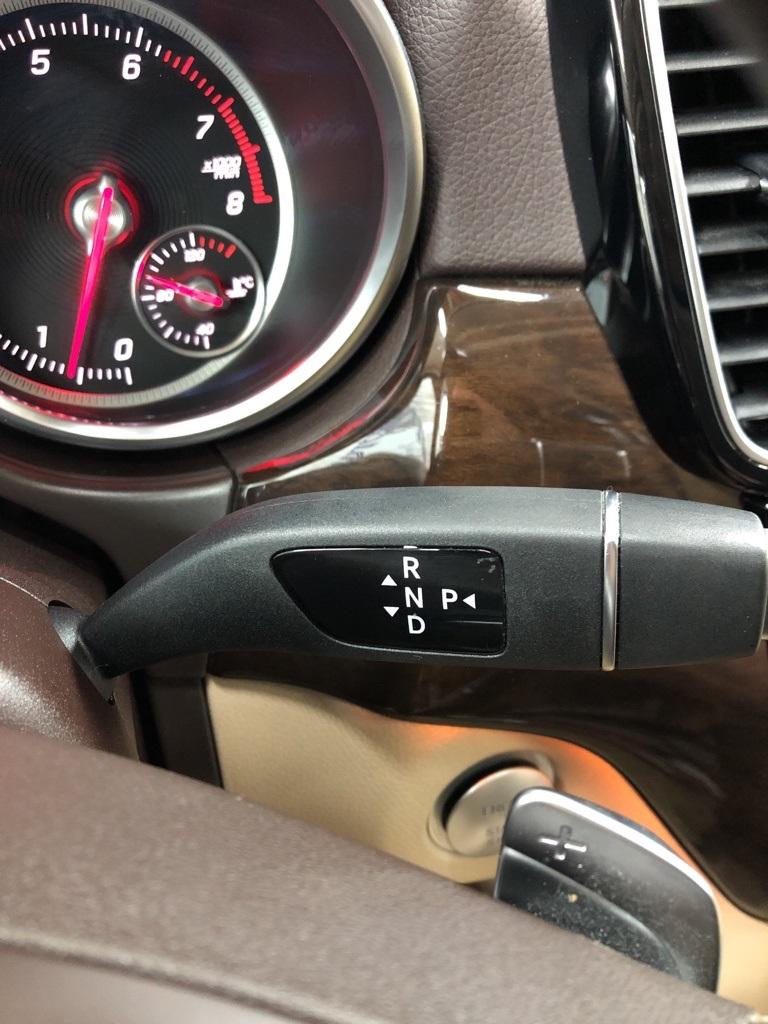 28647-mercedes-benz-gls-2017-gls450w4