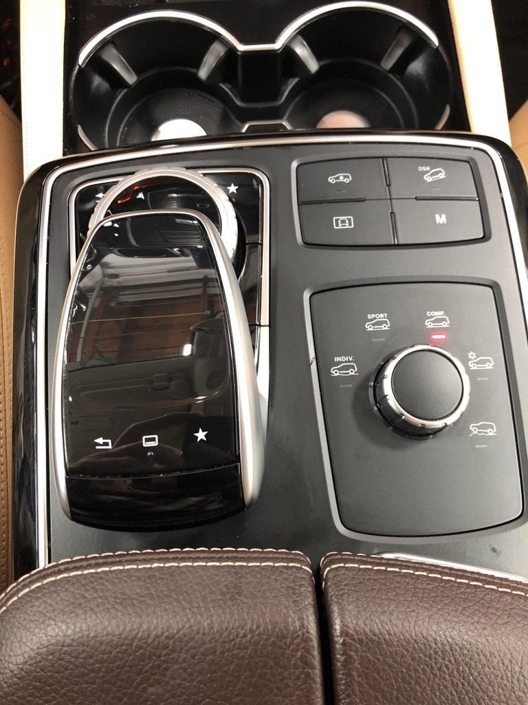 28653-mercedes-benz-gls-2017-gls450w4