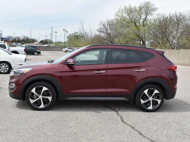 2866-hyundai-tucson-2016-84472a45