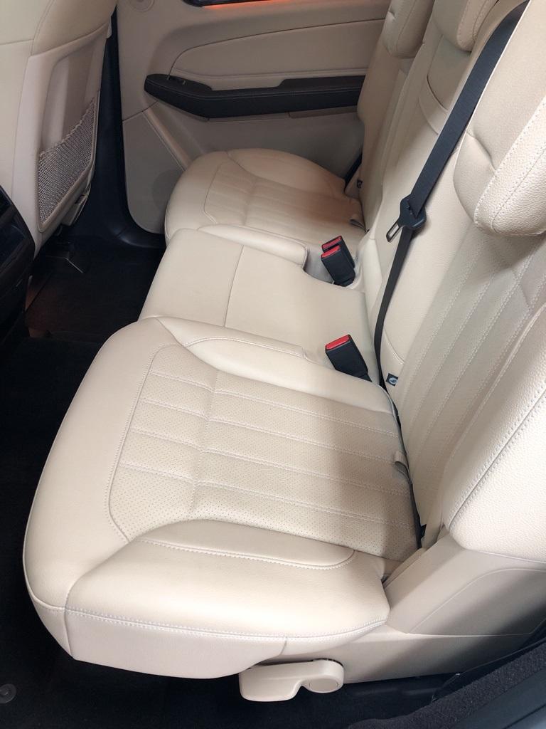 28665-mercedes-benz-gls-2017-gls450w4