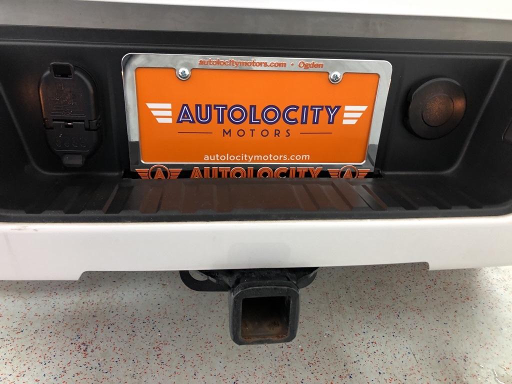 28724-chevrolet-silverado1500-2018-ck15543