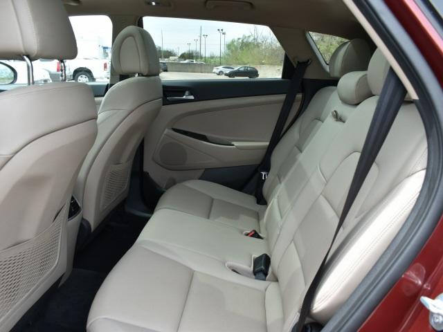 2873-hyundai-tucson-2016-84472a45