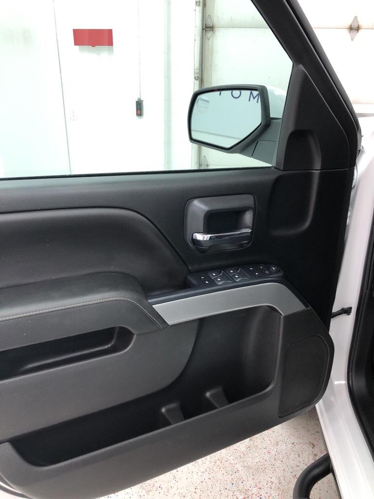 28743-chevrolet-silverado1500-2018-ck15543