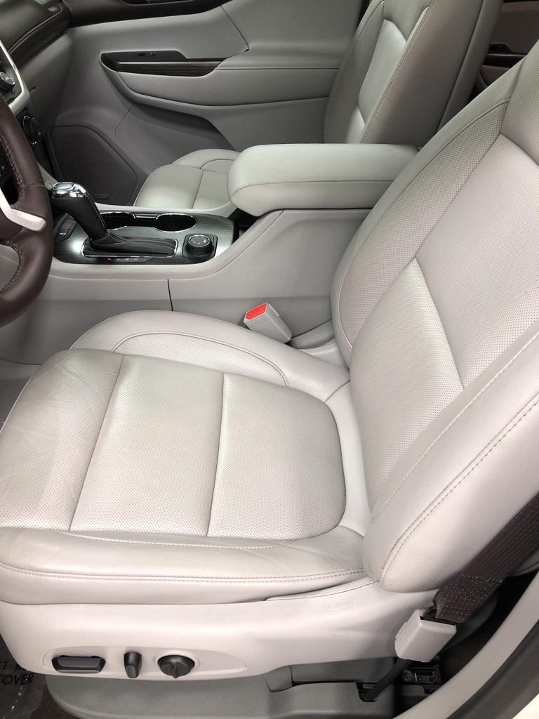 28822-gmc-acadia-2018-tnl26