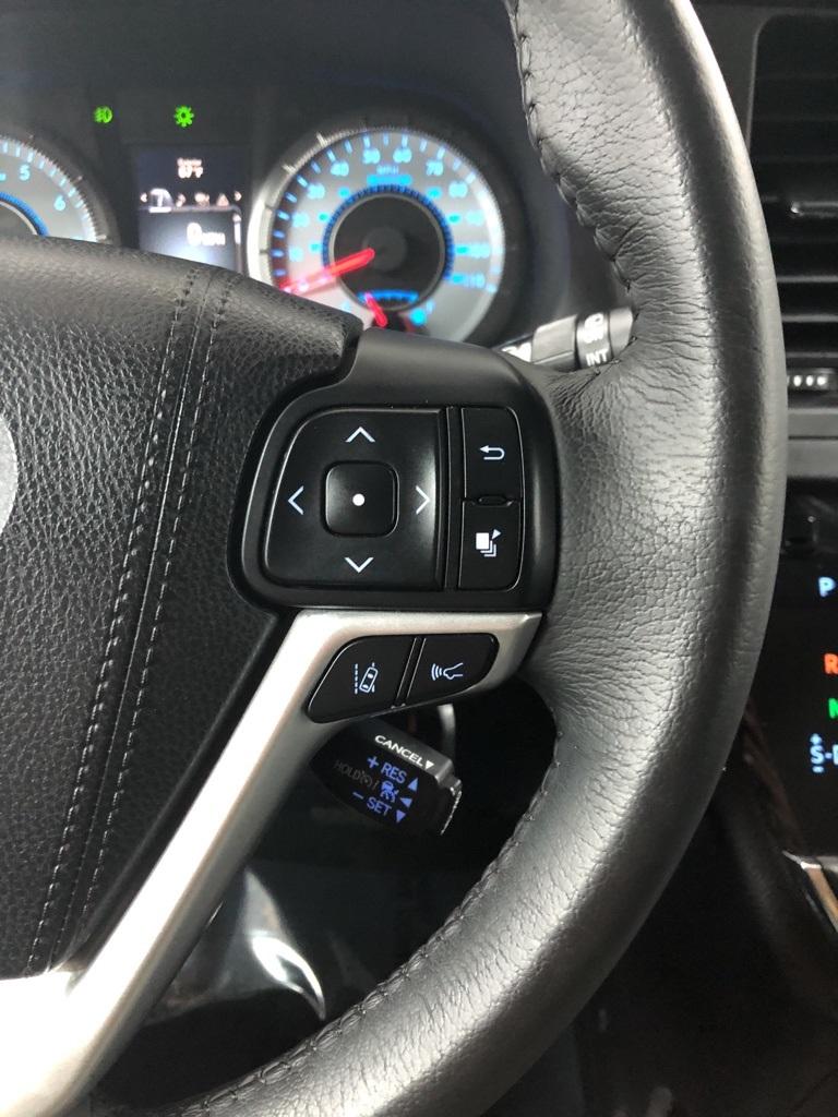 28931-toyota-sienna-2018-5328