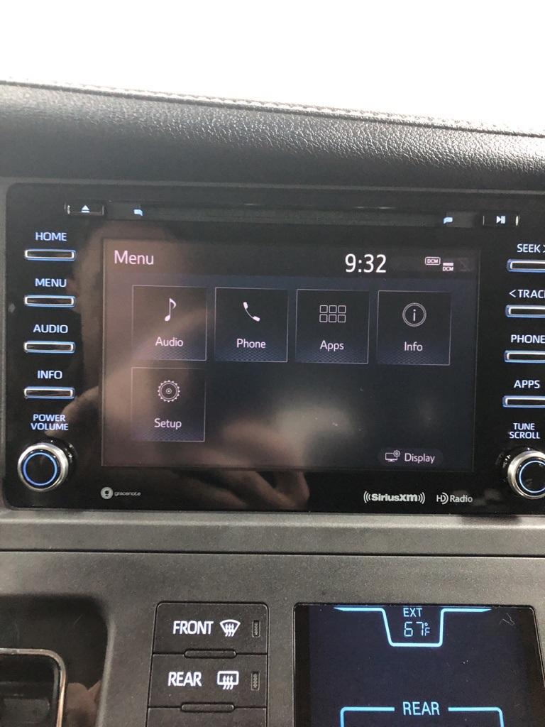 28935-toyota-sienna-2018-5328