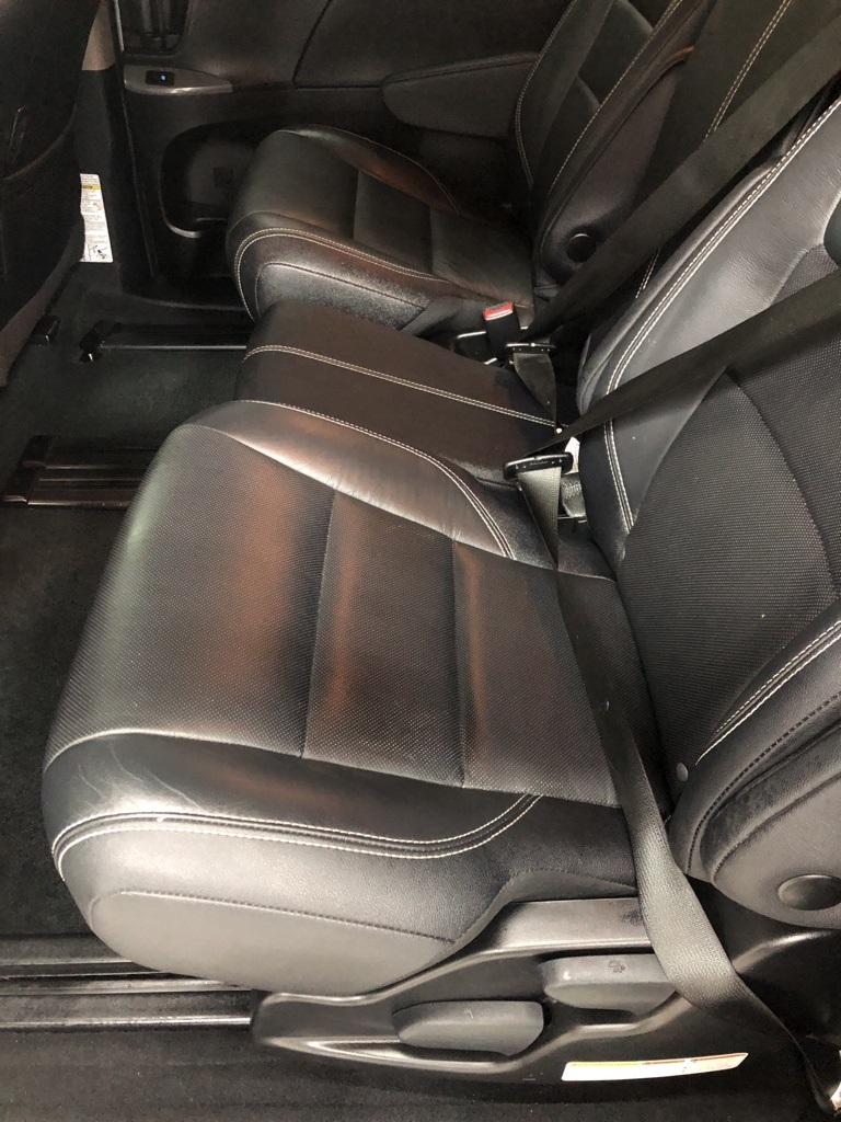 28943-toyota-sienna-2018-5328