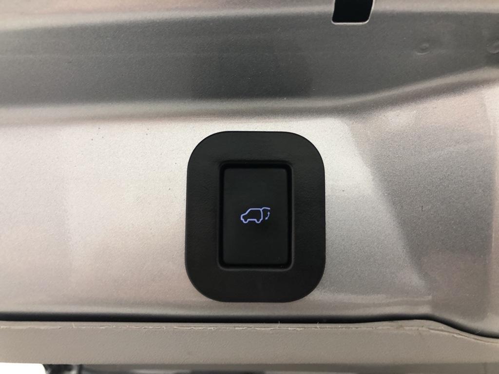28946-toyota-sienna-2018-5328