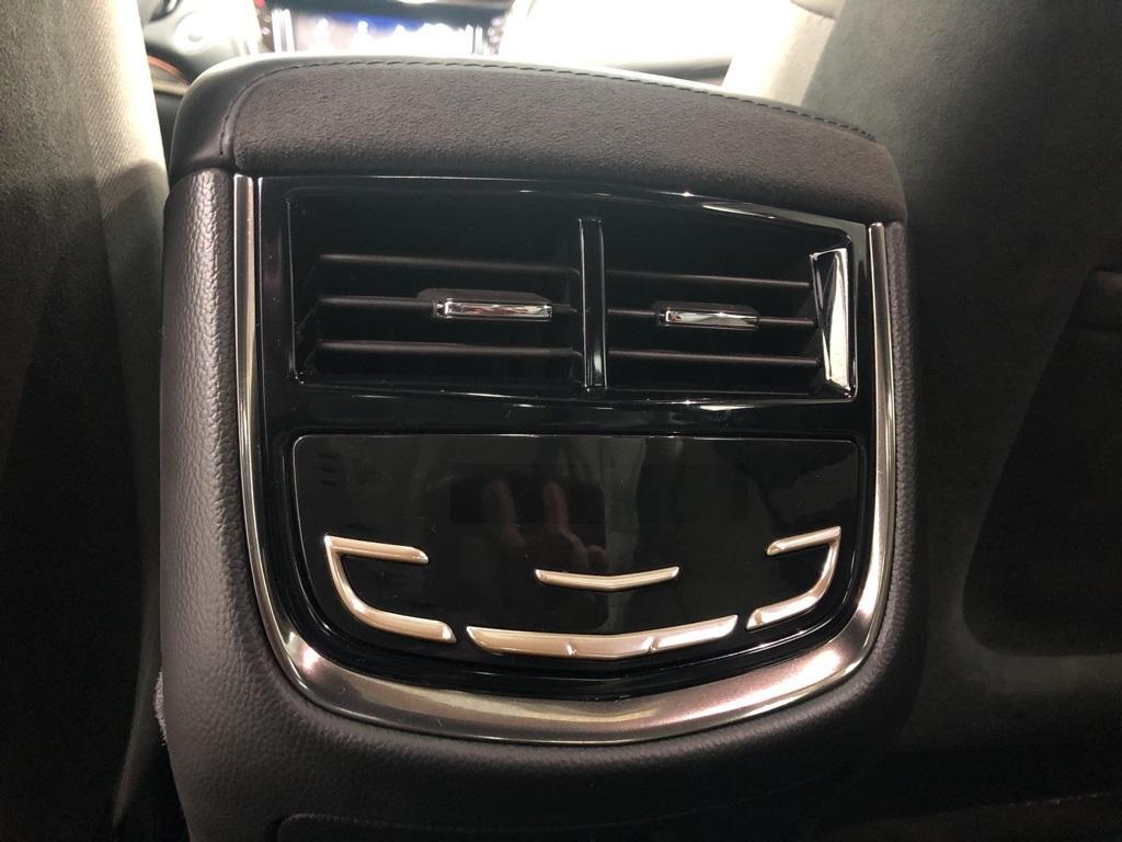 28984-cadillac-cts-v-2018-6aj69