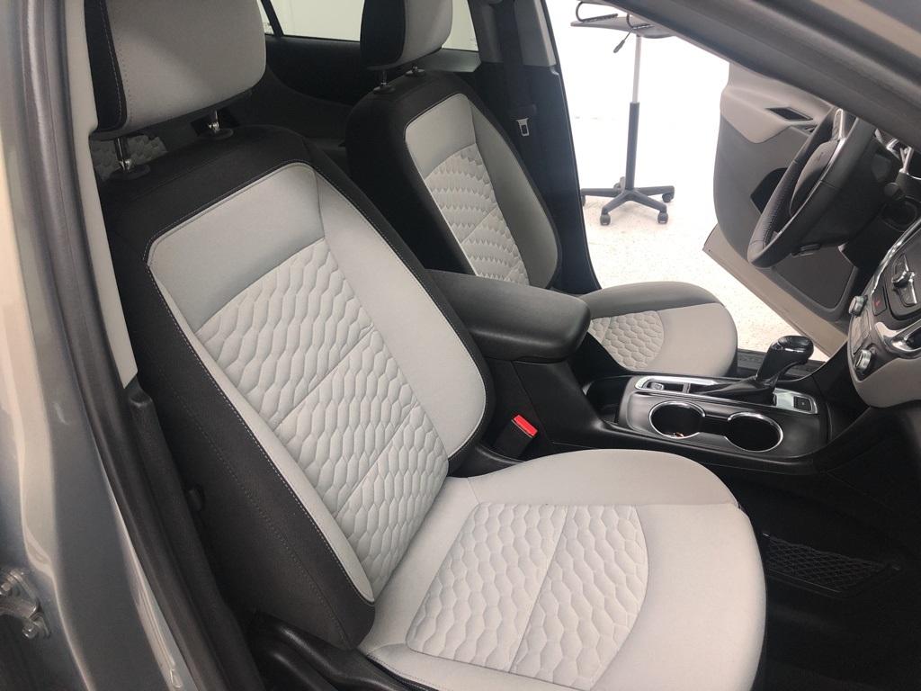 29099-chevrolet-equinox-2018-1xy26