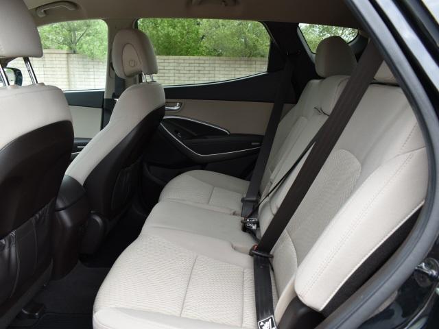 2915-hyundai-santafesport-2016-63402f45