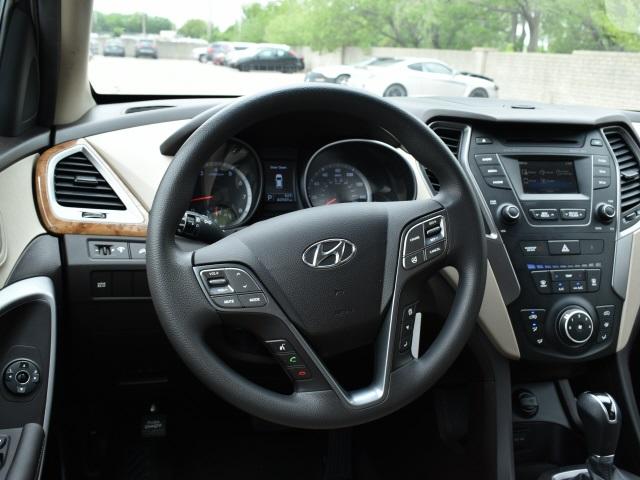 2916-hyundai-santafesport-2016-63402f45