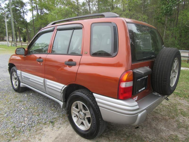 29177-2495-chevrolet-tracker-2002