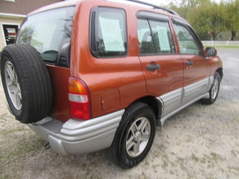 29179-2495-chevrolet-tracker-2002