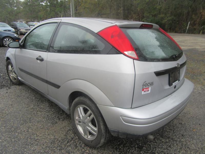 29224-2498-ford-focus-2000