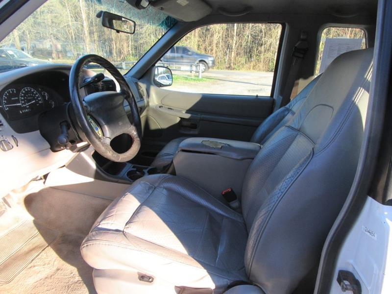 29300-2504-ford-explorer-1998