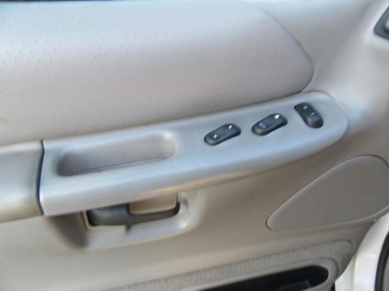 29302-2504-ford-explorer-1998