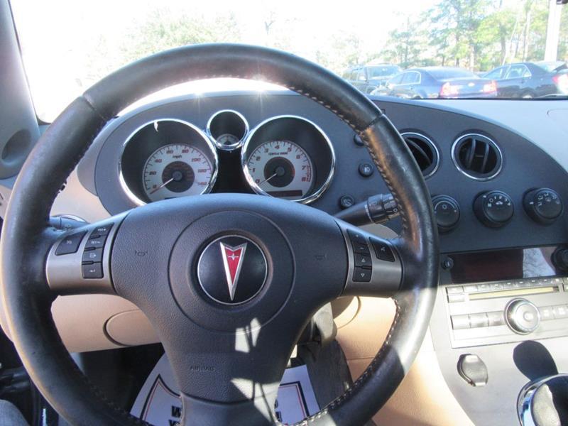 29316-2505-pontiac-solstice-2006