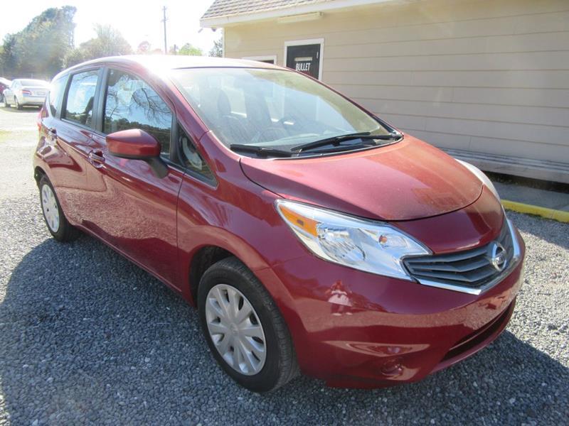29357-2508-nissan-versanote-2015
