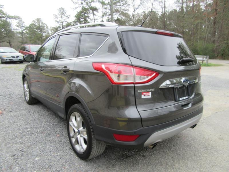 29369-2509-ford-escape-2015