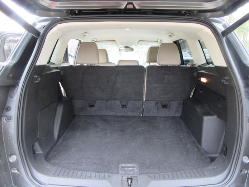 29377-2509-ford-escape-2015