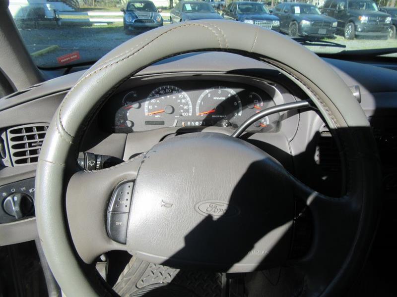 29471-2515-ford-f-150-2002