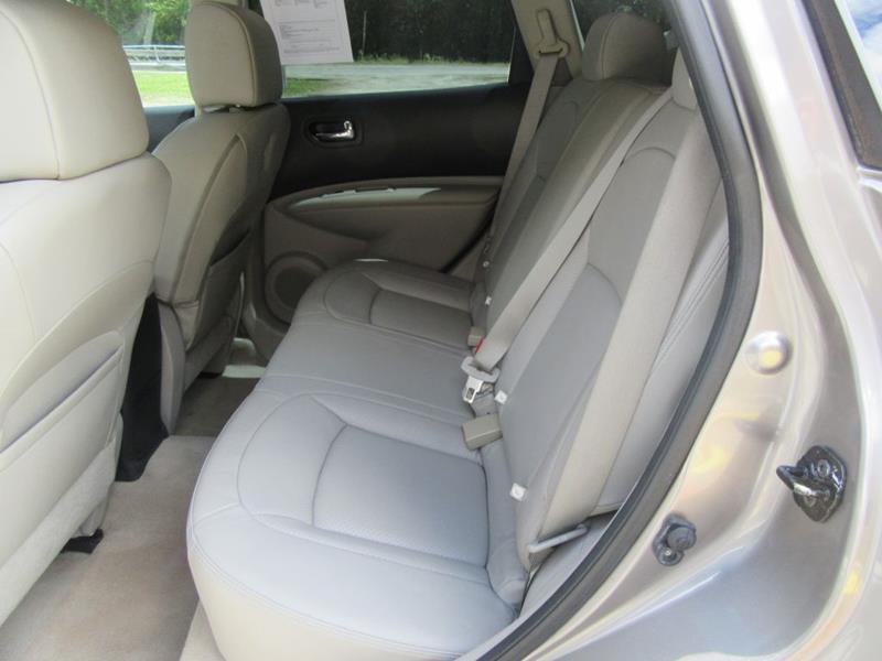 29682-2530-nissan-rogue-2009