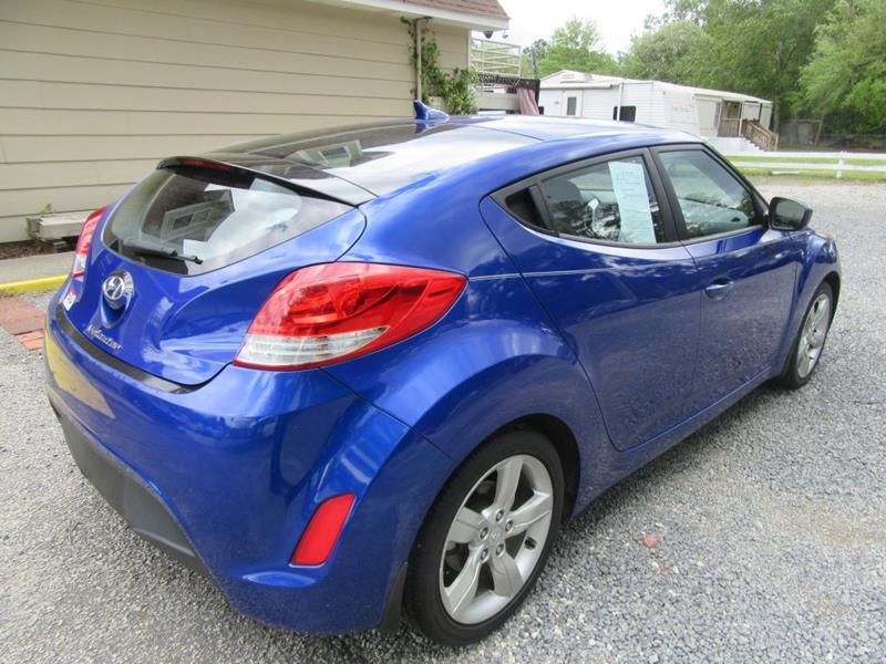 29709-2532-hyundai-veloster-2012