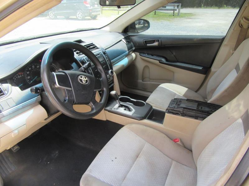 29725-2533-toyota-camry-2012
