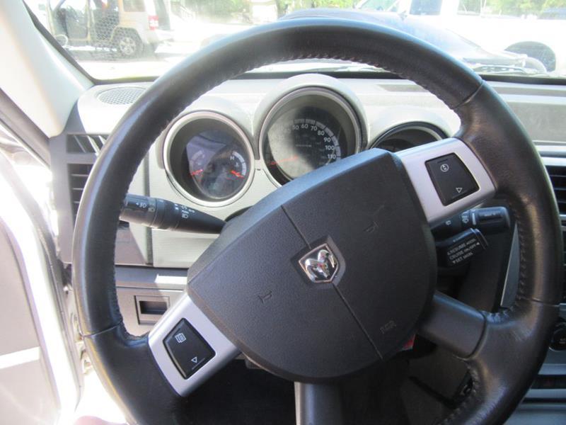 29804-2538-dodge-nitro-2011