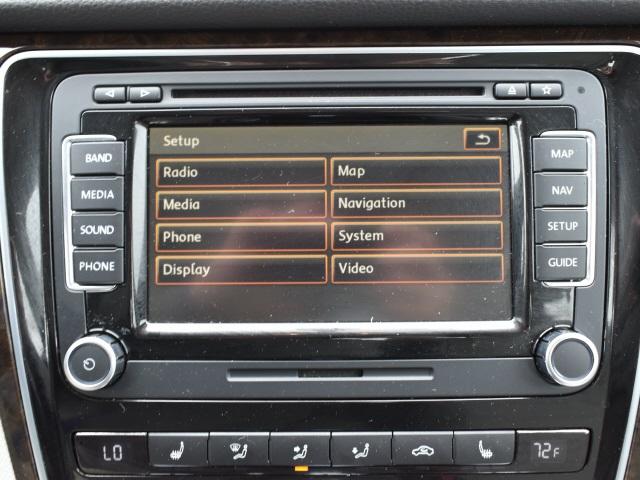 2988-volkswagen-passat-2015-a3278m