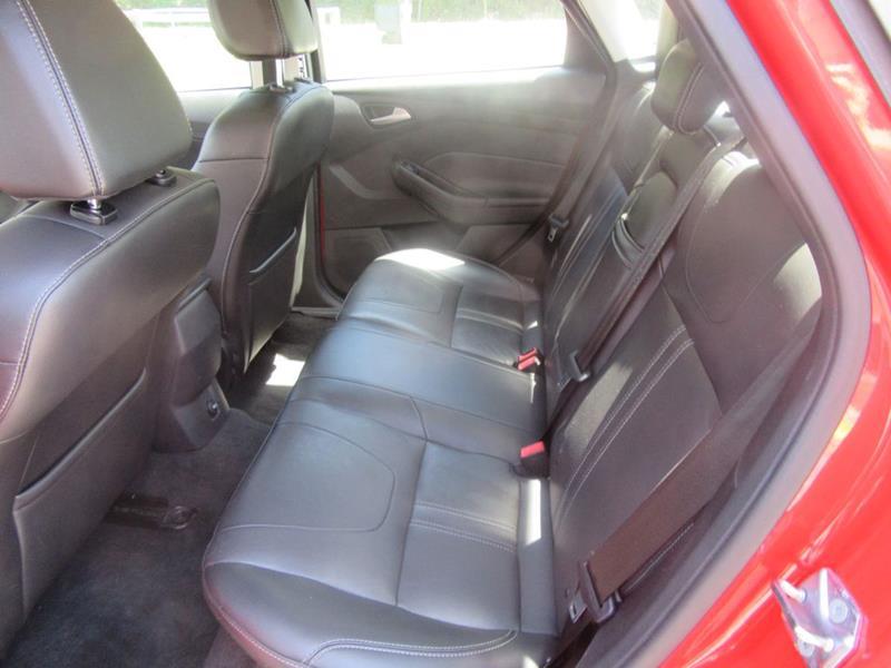 29950-2548-ford-focus-2013