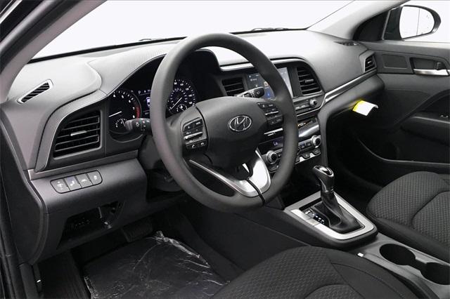 31010-hyundai-elantra-2020-484a2f45