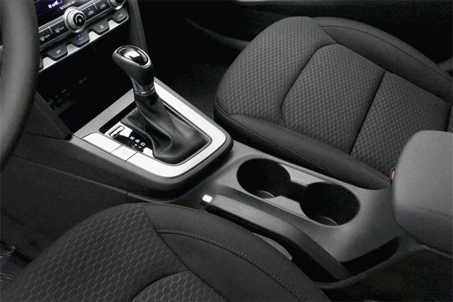 31012-hyundai-elantra-2020-484a2f45