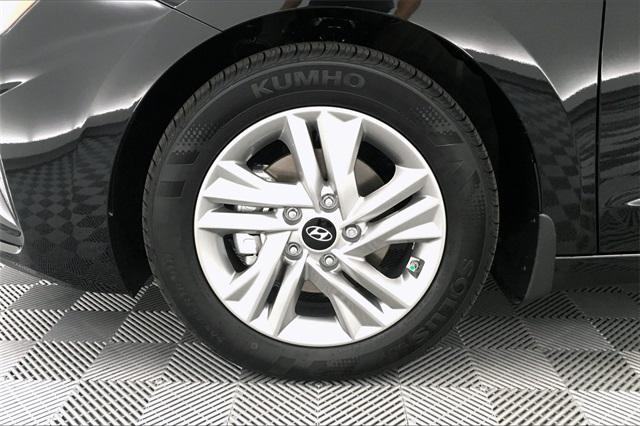 31013-hyundai-elantra-2020-484a2f45