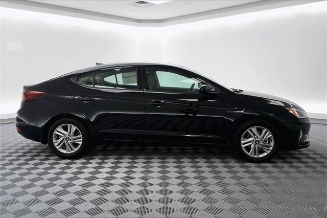 31037-hyundai-elantra-2020-484a2f45