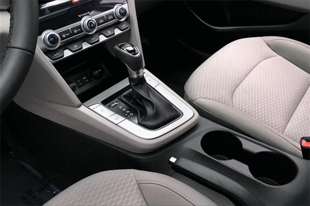31370-hyundai-elantra-2020-484b2f45