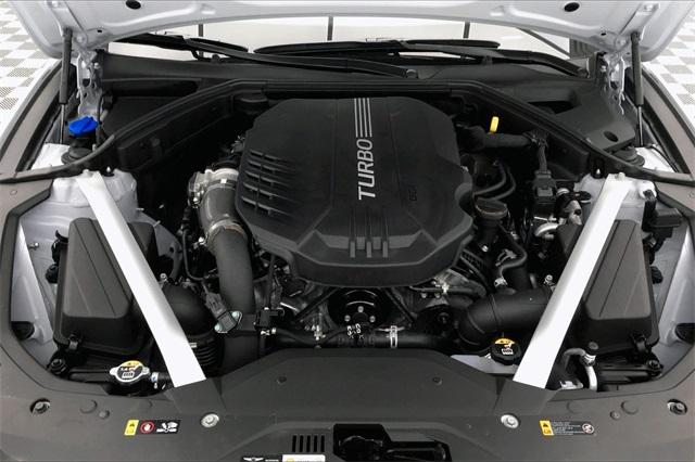 31594-genesis-g70-2020-r0442rt5