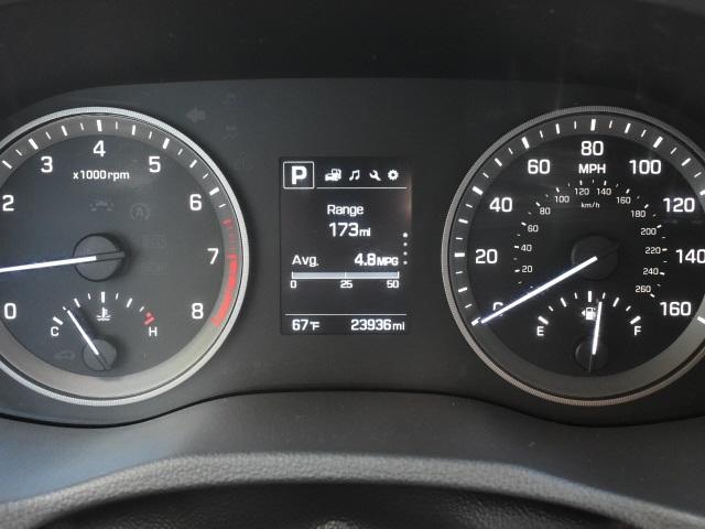 3160-hyundai-tucson-2016-84432a45