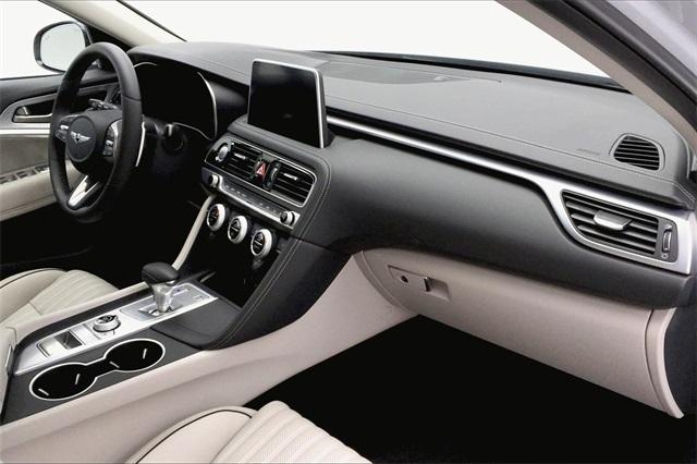 31605-genesis-g70-2020-r0442rt5