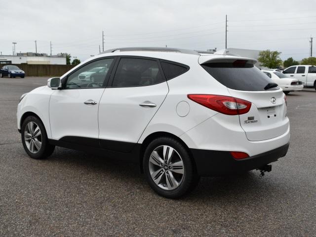 3163-hyundai-tucson-2015-83472a45
