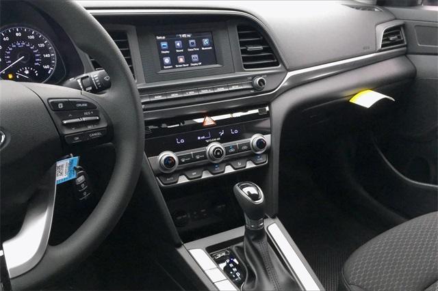 31702-hyundai-elantra-2020-48412f45