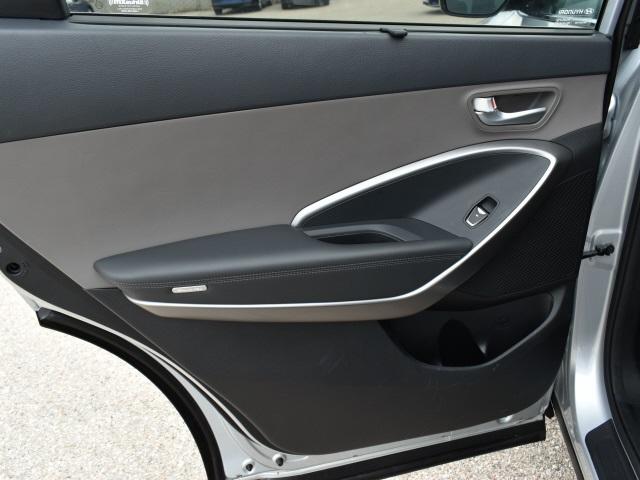3196-hyundai-santafe-2016-j0462a65
