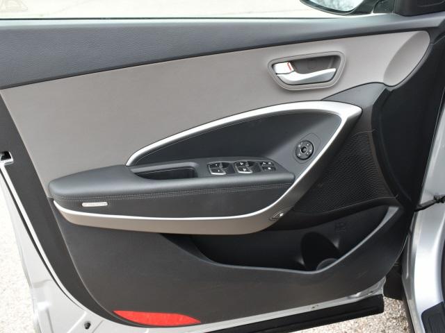3200-hyundai-santafe-2016-j0462a65