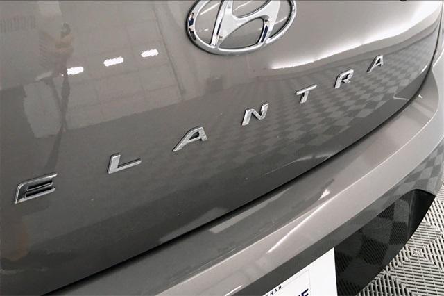 32384-hyundai-elantra-2020-484b2f45
