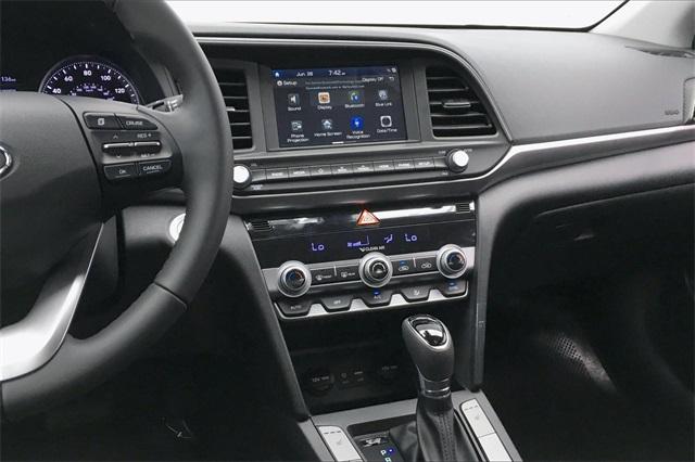 32485-hyundai-elantra-2020-484b2f45